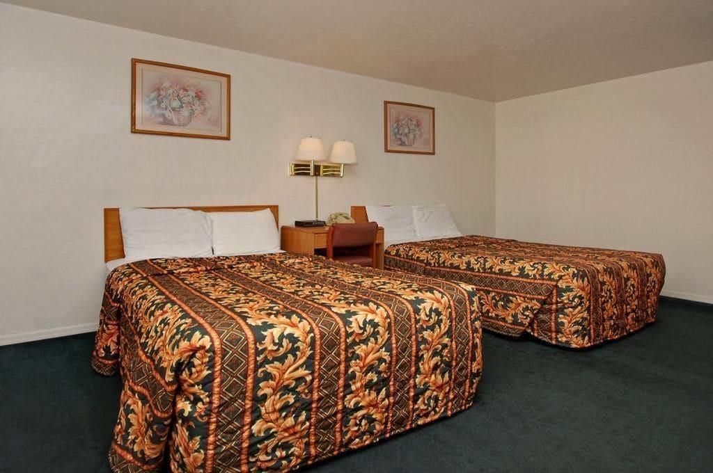 Stone Inn Extended Stay U Of A Tucson Exterior photo