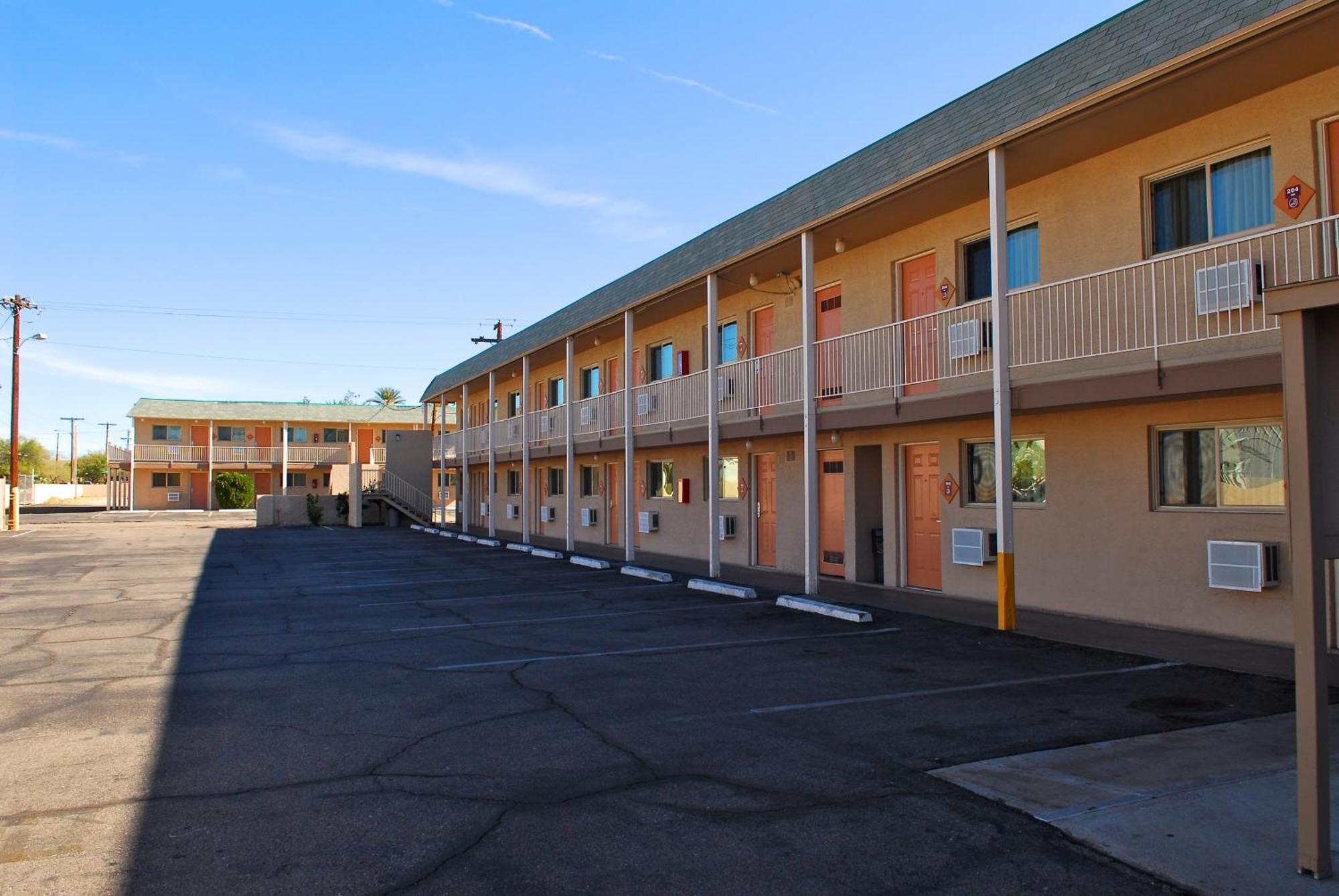 Stone Inn Extended Stay U Of A Tucson Exterior photo