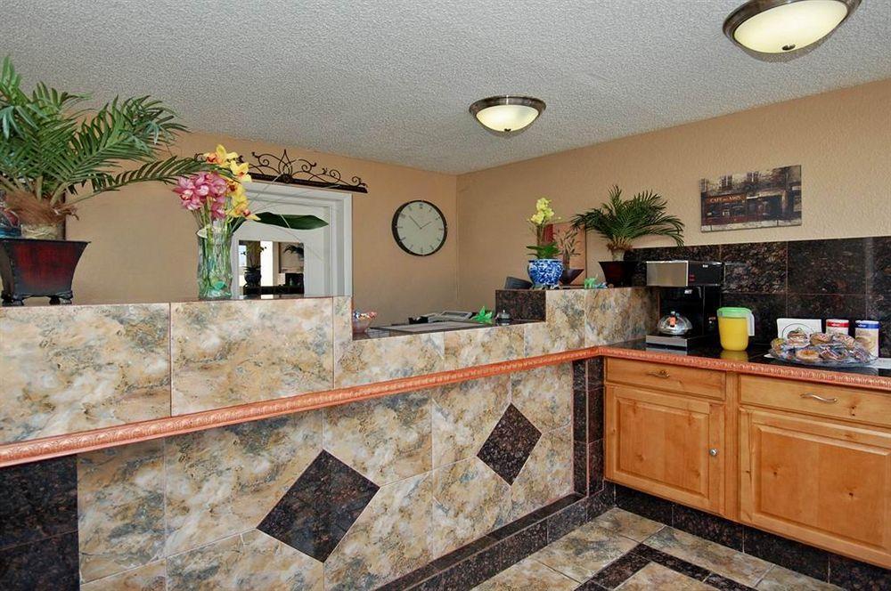Stone Inn Extended Stay U Of A Tucson Interior photo